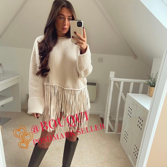 BLOGGERS FAV ZARA FRINGE OVERSIZED SWEATER - Picture 4 of 12